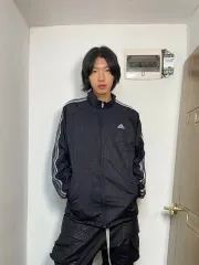 adidas(アディダス) 黒 サイド ウインドブレーカー M