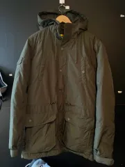 PUMA(プーマ) ダウン ジャケット