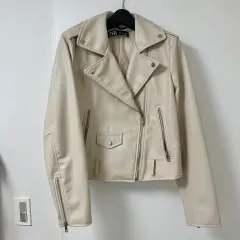 ZARA(ザラ) アイボリー ライダースジャケット