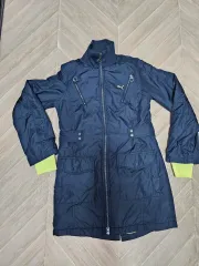 PUMA(プーマ) 薄い パッド入りロングジャケット ( S )