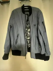 TRUE RELIGION(トゥルーレリジョン) ブルゾン