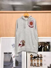 ドラッグストア グラフィック フード付きTシャツ