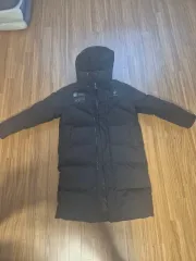 le coq sportif(ルコックスポルティフ) ロング丈ダウンパーカー