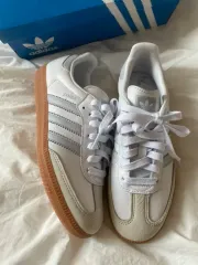新品 :) adidas(アディダス) サンバ 235