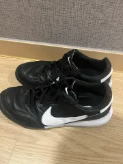 サッカーシューズ