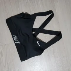 NIKE ブラトップ(s)