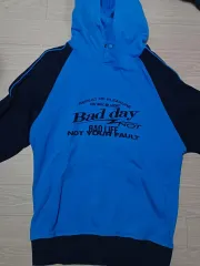 GROOVE RHYME(グルーヴライム) bad day ラグラン フードTシャツ ブルー