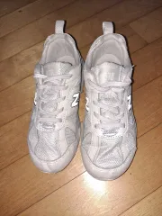 ニューバランススニーカー