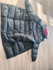 Tommy Hilfiger(トミーヒルフィガー) ロング丈ダウンパーカー