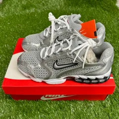 （ 275 ） NIKE(ナイキ) エア ズーム スピリドン ケージ 2 メタリック シルバー