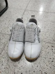 アディダス 白 ゴルフシューズ スパイクレス 260