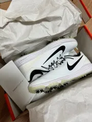 ルナ コマンド2 ゴルフシューズ 270