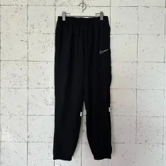 L Nike(ナイキ） ジョガーパンツ