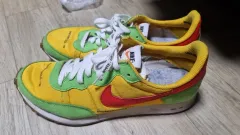 NIKE(ナイキ) チャレンジャー OG ユニバーシティー ゴールド