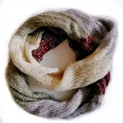丸首マフラー バイカラー ファー糸 編みニット / 首に巻きやすい