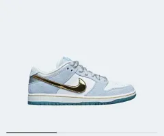 245 NIKE(ナイキ) sb ダンク シャンクリーバー ナコタック