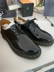 (新品) DR. MARTENS(ドクターマーチン) 1461 patent lamper 240 サイズ uk5