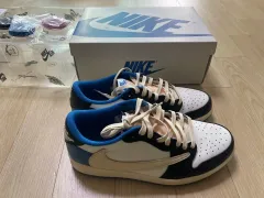 ナイキ ジョーダン ロー トラヴィススコット フラグメントデザイン 260