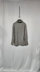 タートルネック ニット (グレーブランド新品)