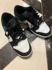 NIKE(ナイキ) ダンク ロー レトロ サミット 白 インダストリアル ブルー 出品