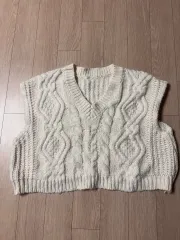 クロップド ニット ベスト 白 出品