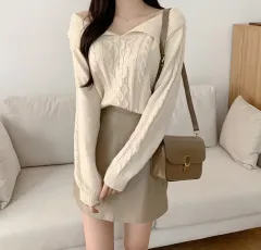 ケーブル編み オフショルダー ニット (断捨離)