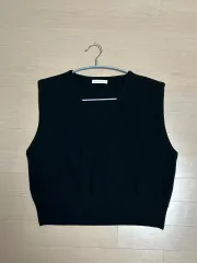 黒 ニット ベスト