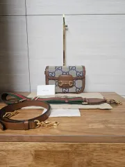 GUCCI(グッチ) ホースビット 1955 排他的 ショルダーバッグ ミニ ブラウン