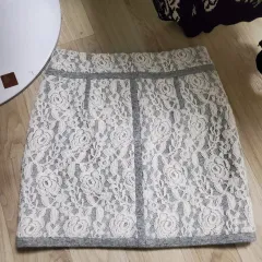 DEWL 듀엘 グレー 白 レース 刺繍 花柄 ミニ スカート ウール90%