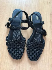 ザラ Zara ブラック メッシュ ストラップ サンダル39 (245-250mm)
