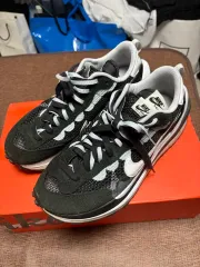 280 NIKE SACAI ヴェイパーワッフル ブラック