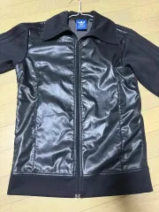 アディダス 光沢 ジャージ