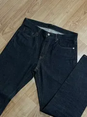 UNIQLO(ユニクロ) スリム ストレート デニム 1341 ー 00ba 12b