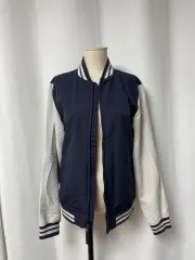 ブルー ベージュ スタジャン