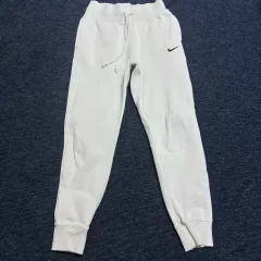 ナイキ ジョガーパンツ