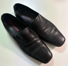 プラダ ローファー