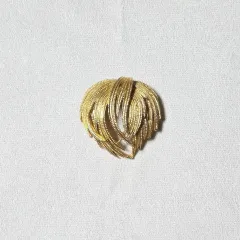 オリジナル ヴィンテージ: wing ブローチ