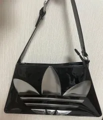 adidas(アディダス) メタリック エナメル バッグ