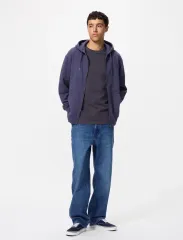 UNIQLO ワイドストレートジーンズ