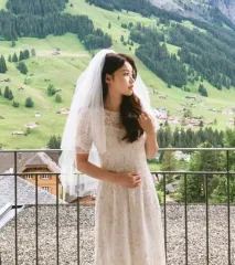 新品) 披露宴 顔合わせ 一歳の誕生日 レース ONE PIECE セルフウェディングドレス Sサイズ