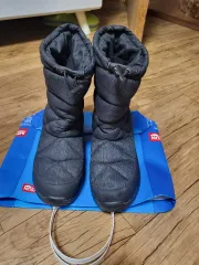 ノースフェイスパッド入りブーツ