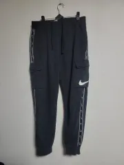 Nike(ナイキ） カーゴ トレーナー パンツ (男性 M ）