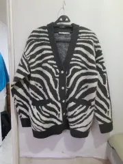 春 秋 ZARA(ザラ) ニットカーディガン 状態良好 バスト