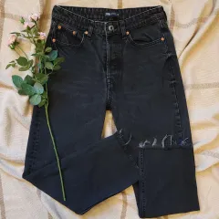 スミスリリーフ ZARA(ザラ) デニム ブラックデニム ダメージ ジーン