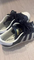 アディダス靴