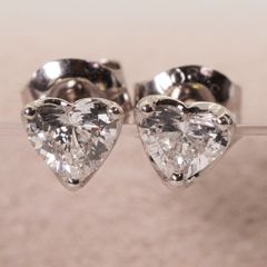 PT 1.074カラット ダイヤモンド ピアス ソーティング付 - メルカリ