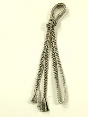 【中古】 交織 帯締め シルバー地に黒 平組み 