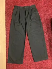 MUSINSA(ムシンサ) スタンダード ツータック ワイド チノ パンツ 出品