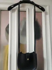 アクセサリーを付ける ブラック ミニ ショルダーバッグ