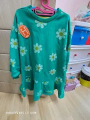 女の子冬ONE PIECE